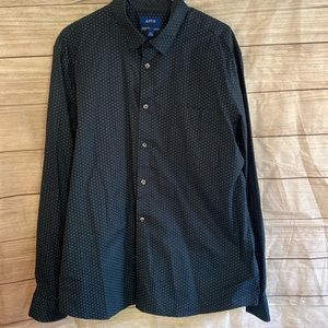 Apt 9 Men’s Button down long sleeve shirt